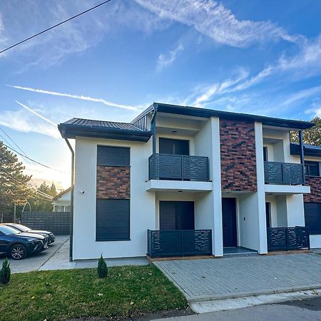 Kiko Apartmani Lux Зренянин Екстериор снимка