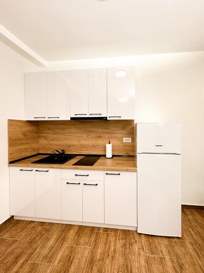 Kiko Apartmani Lux Зренянин Екстериор снимка