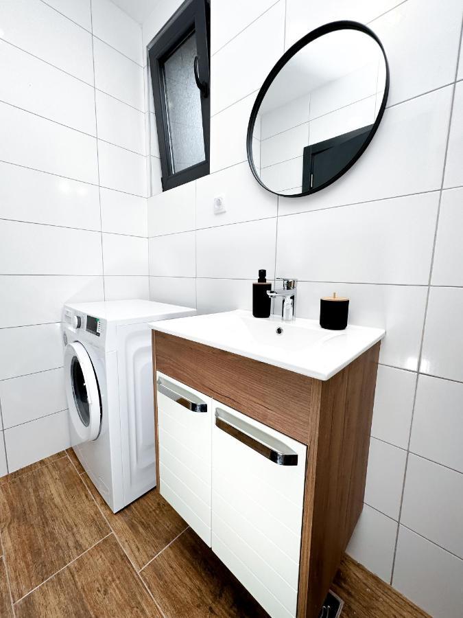 Kiko Apartmani Lux Зренянин Екстериор снимка