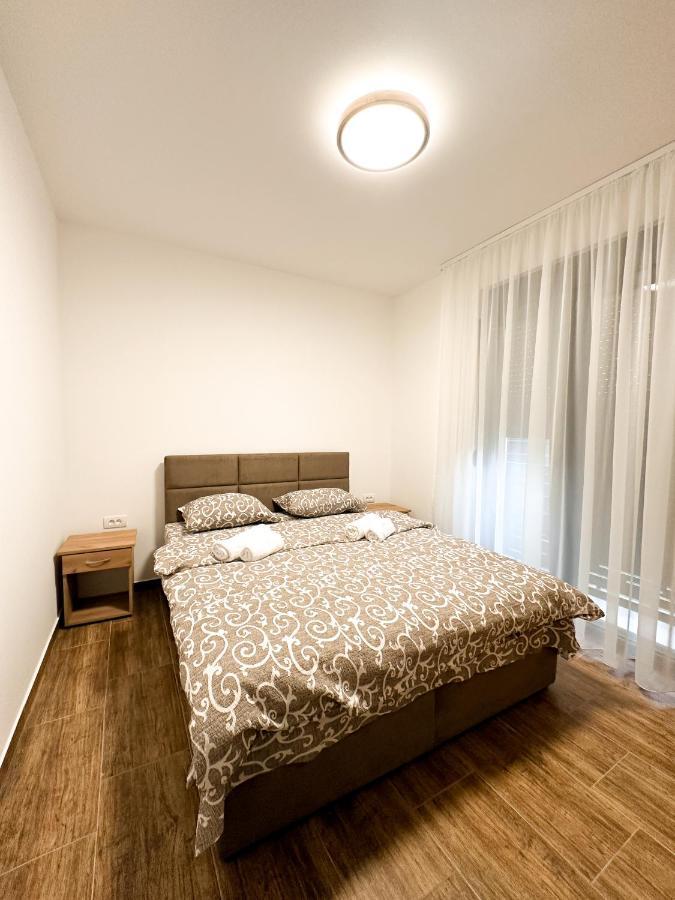 Kiko Apartmani Lux Зренянин Екстериор снимка