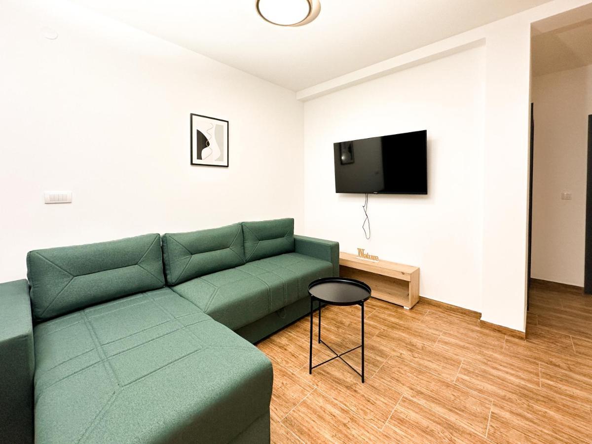 Kiko Apartmani Lux Зренянин Екстериор снимка