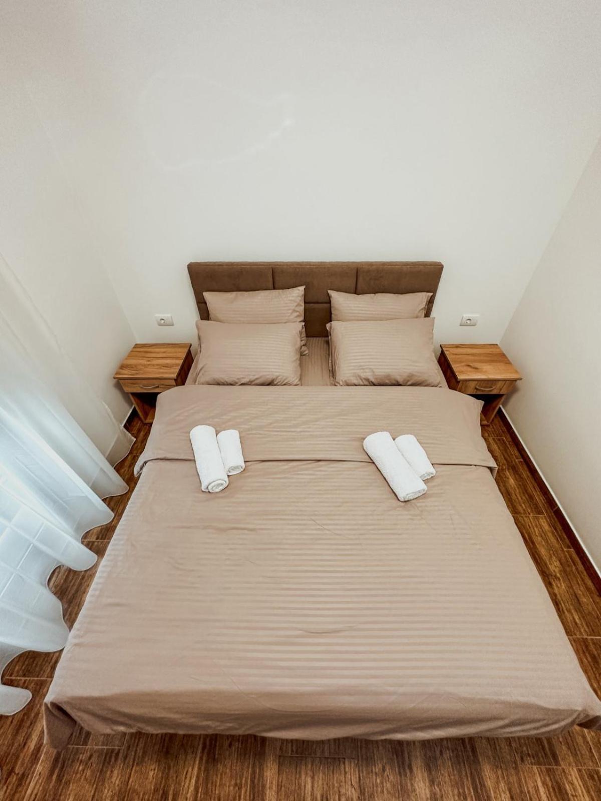 Kiko Apartmani Lux Зренянин Екстериор снимка