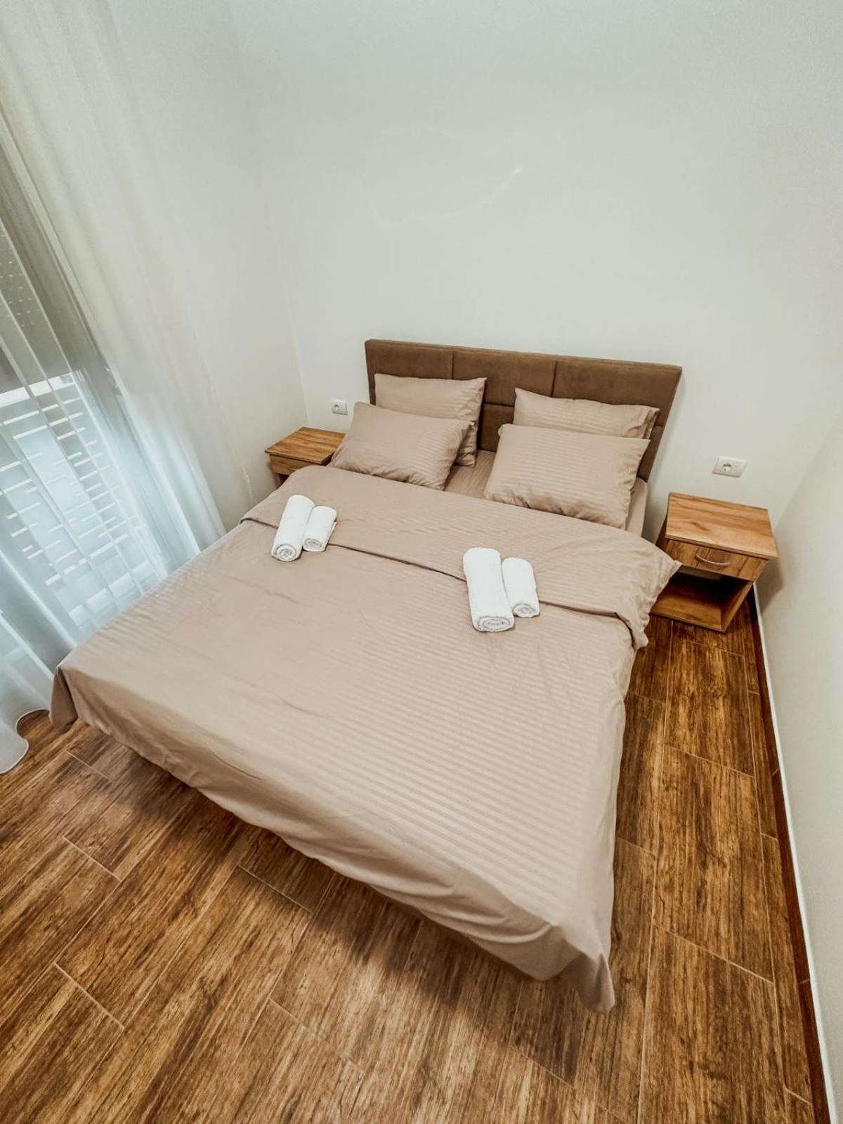 Kiko Apartmani Lux Зренянин Екстериор снимка
